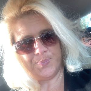 Meet your Posher, Hope